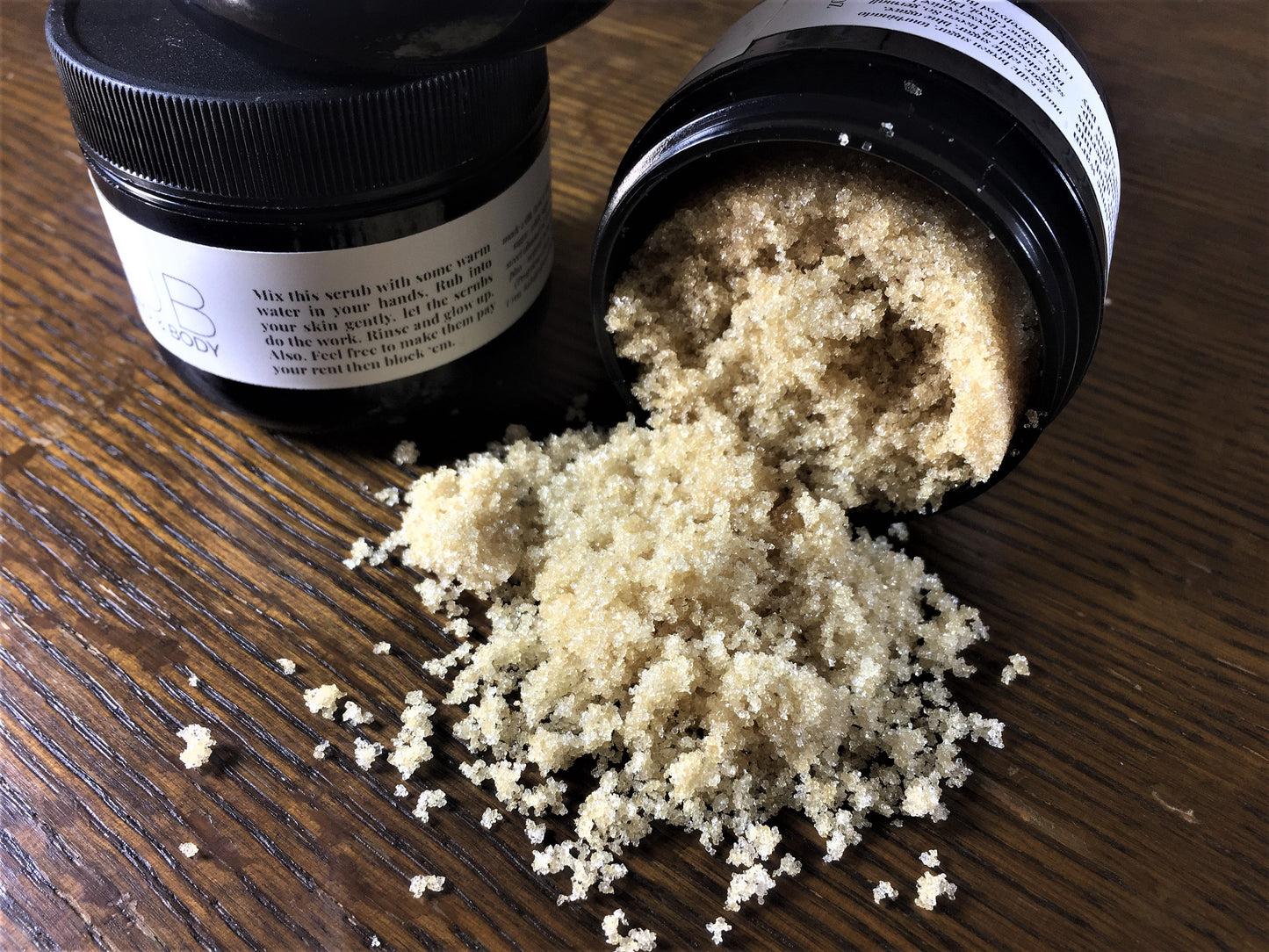 Scrub: Brown Sugar X Sweet Almond Oil - Glow & Polish Skin