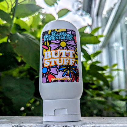BUTT STUFF - El mejor lubricante anal del mundo The Butters Hygienics Co. BUTT STUFF - El mejor lubricante anal del mundo The Butters Hygienics Co.